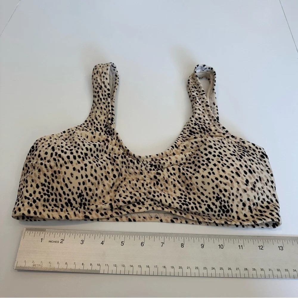 Hollister cheetah print swim top only size medium